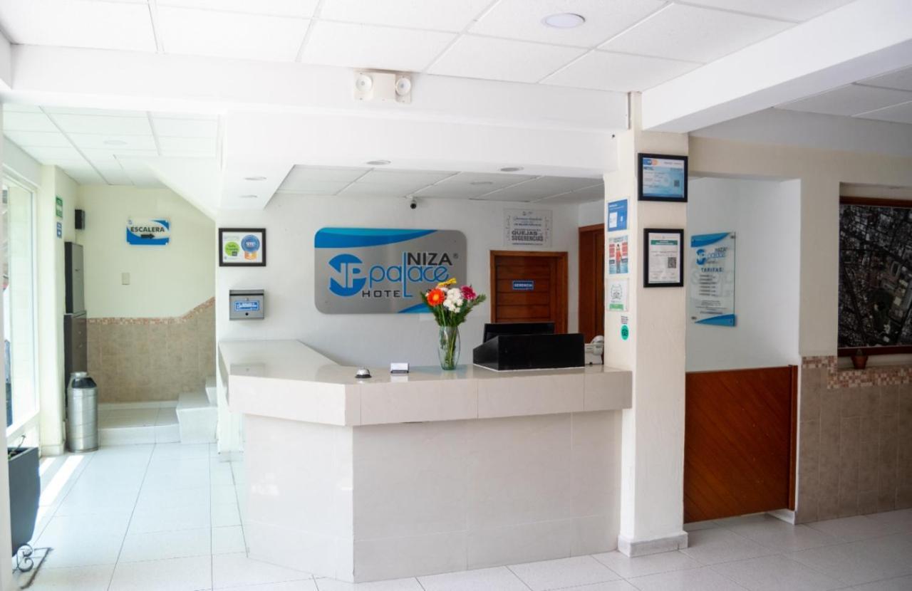 Hotel Niza Zona Piel Leon Luaran gambar